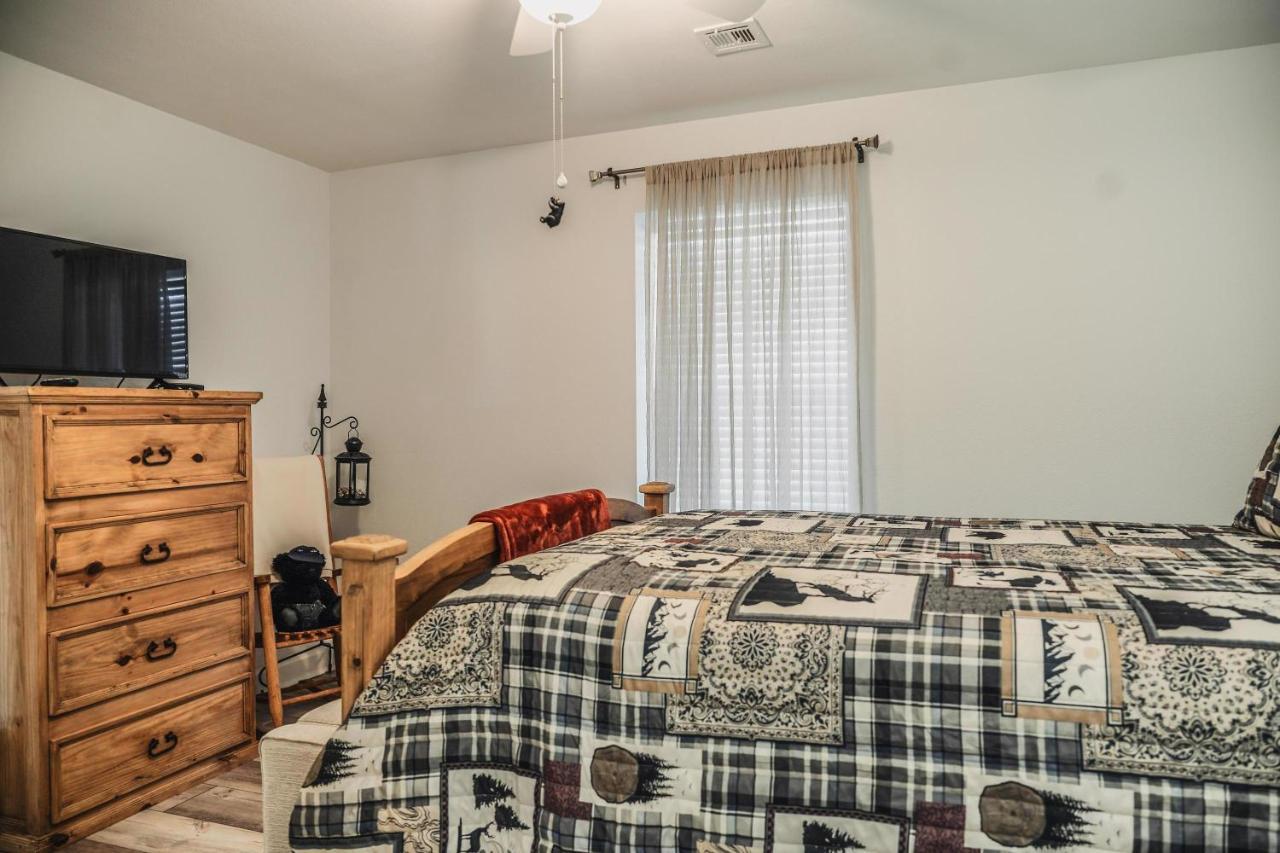 Mvc - Unit 5606 - Mountain Breeze 2 Apartment พิเจนฟอร์จ ภายนอก รูปภาพ